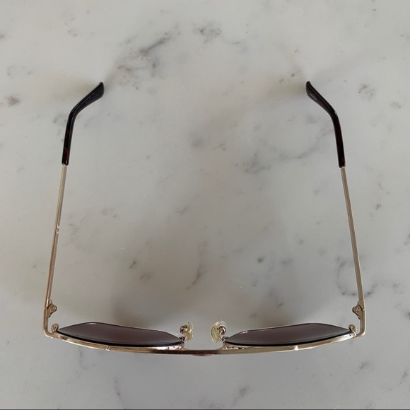Guess Gold Trim Sunglasses - Picture 2 of 8